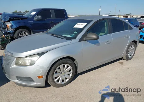 2011 Chevrolet Cruze Ls z USA, uszkodzony, nr VIN 1G1PC5SH4B7220105